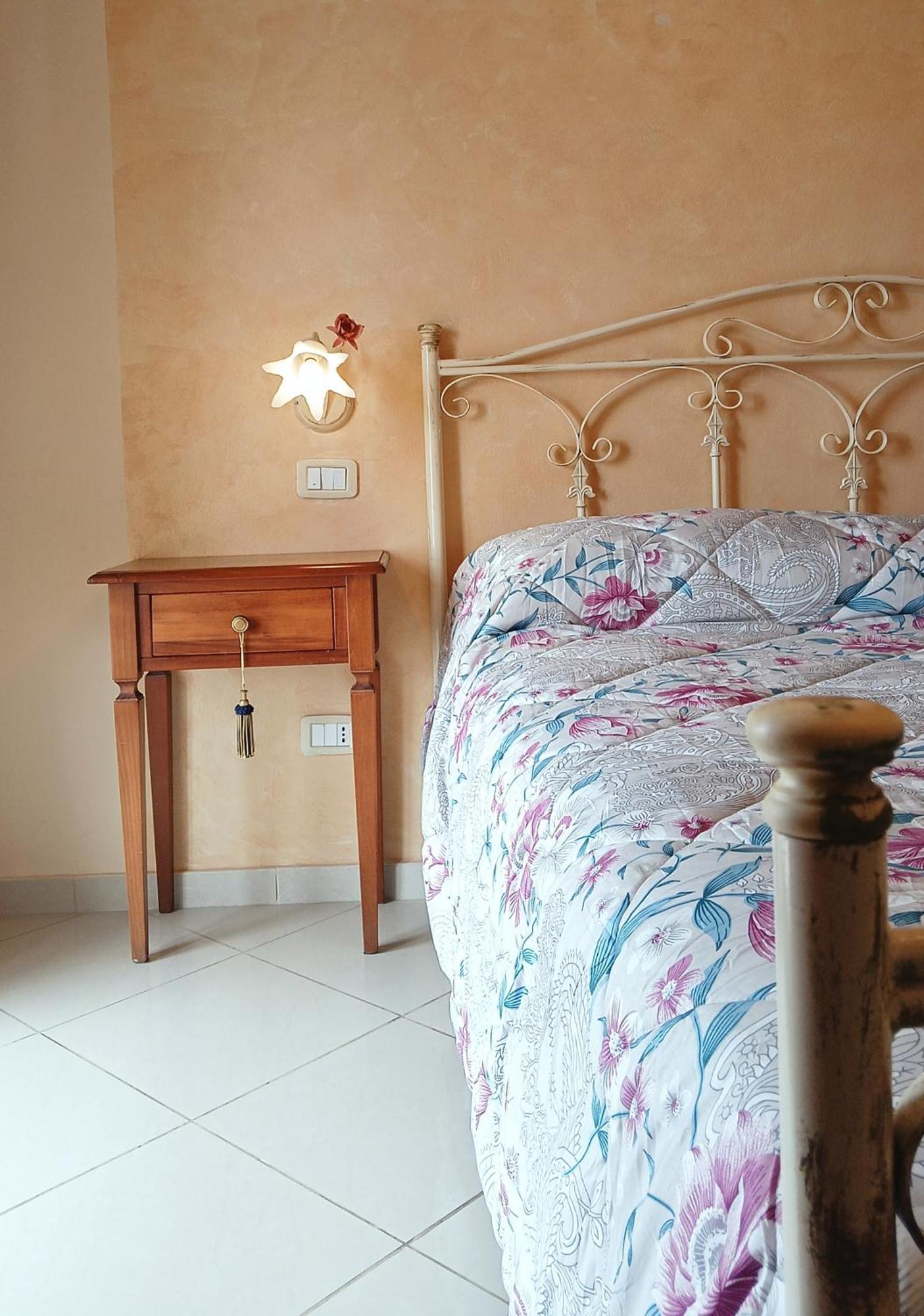 Domus Langhe B&B Treiso Camera foto