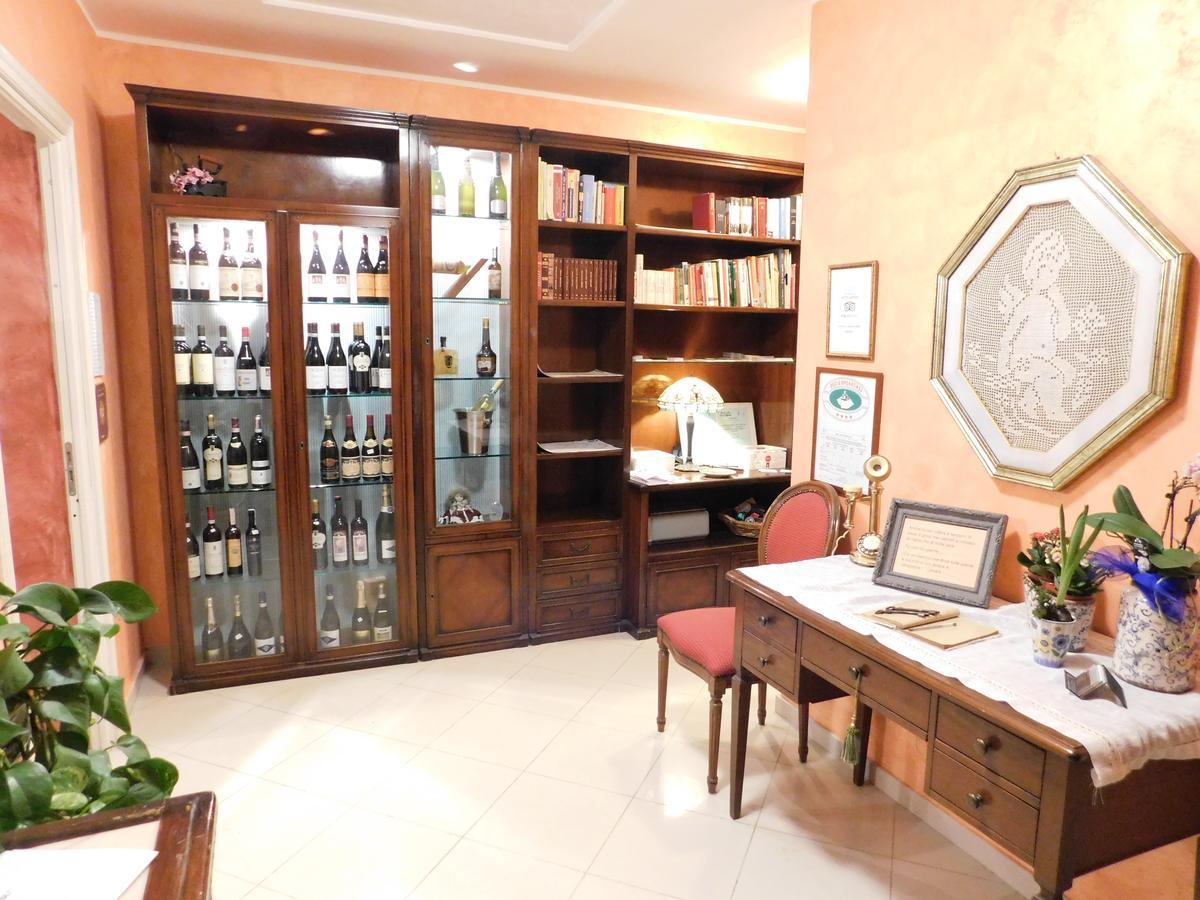 Domus Langhe B&B Treiso Esterno foto